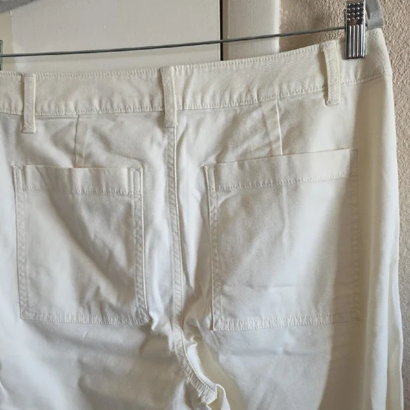 Universal Thread Mid-Rise Straight Leg Relaxed Chino Pants - Picture 7 of 8